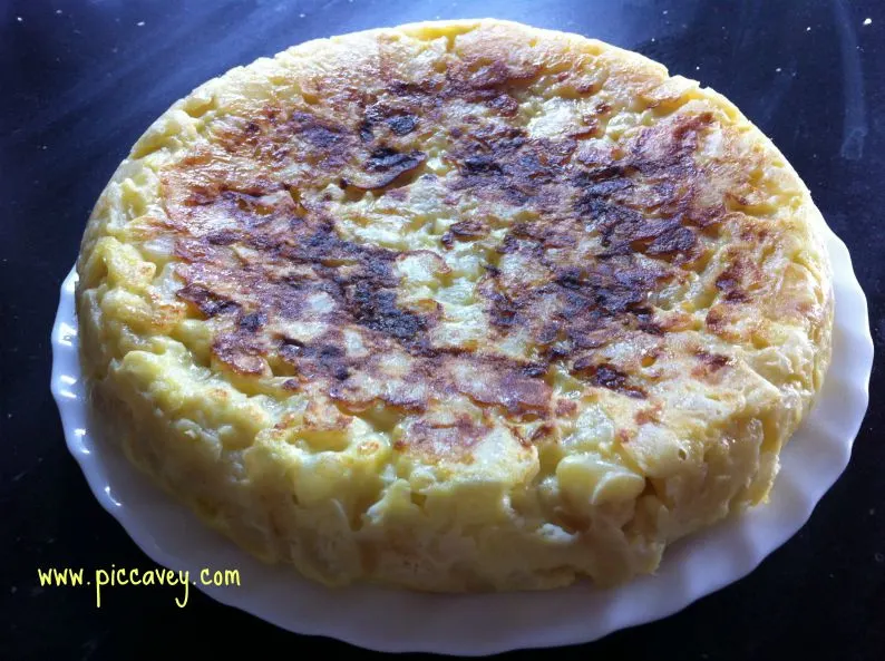 Spanish Omelette (Tortilla de Patatas) - Recipes From Europe