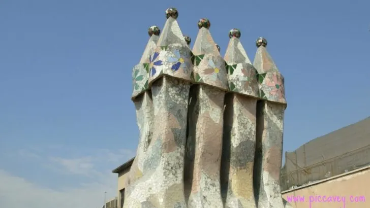 Best Barcelona Vegetarian + Vegan Places