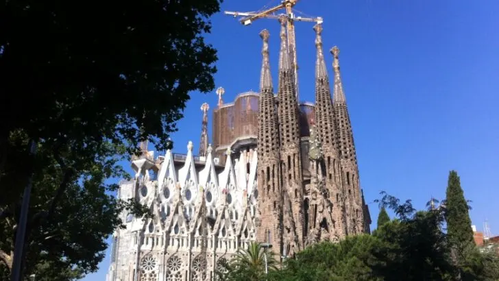 Barcelona vs Granada – The Big Spain Match – Expat Life