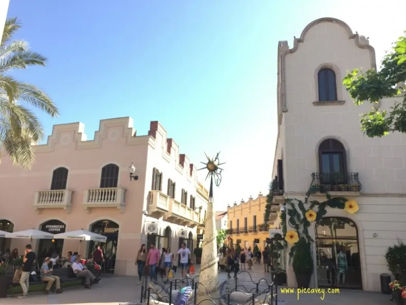 La Roca Village outlet Barcelona