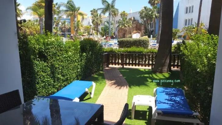 4 Holiday Expenses You Shouldn’t Forget To Budget For