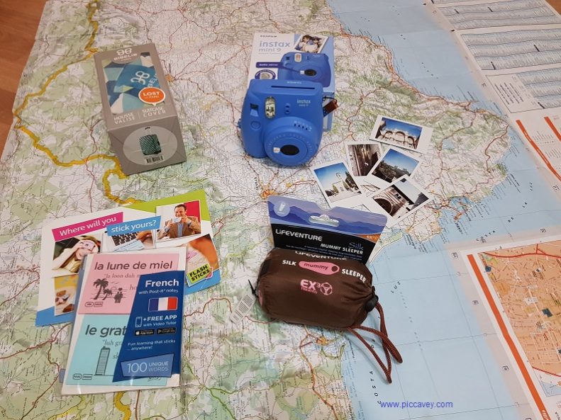 travel giveaway pack