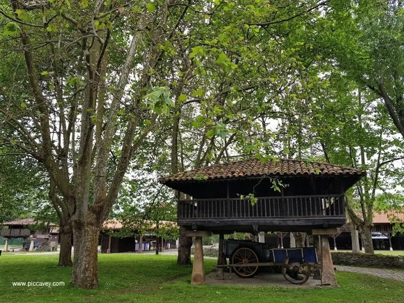 Museo Pueblo Asturias Gijon Horreo