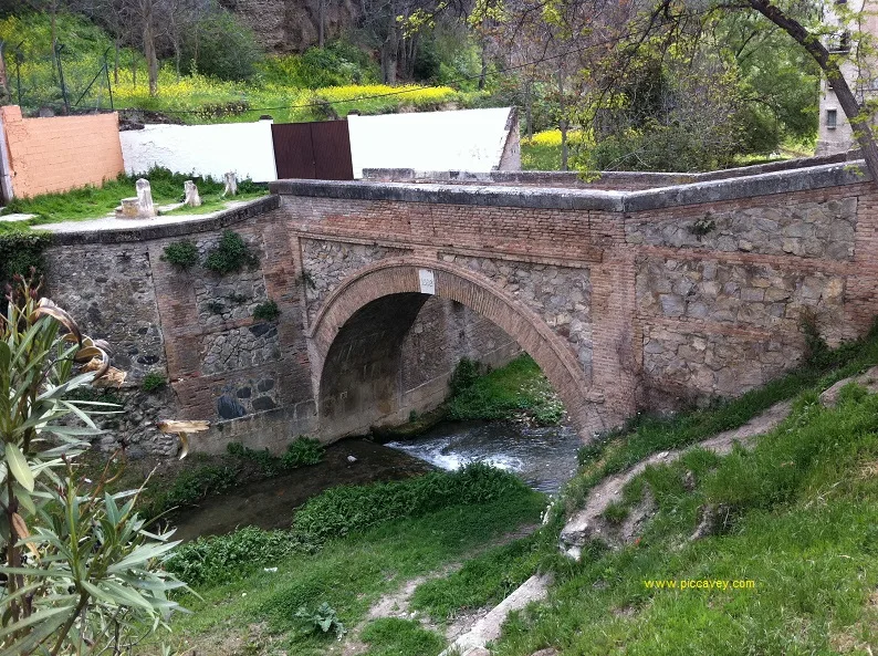 Puente Chirimias Paseo de los Tristes Granada Spain Albaicin