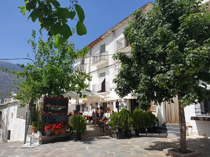 Corral del Castaño Capileira.j