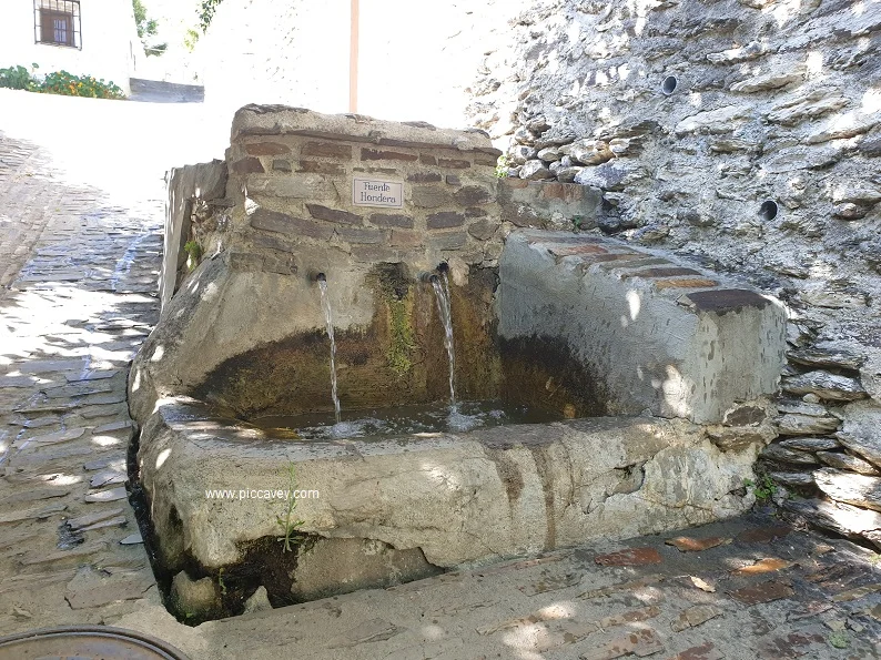 Fuente Hervidero Bubion