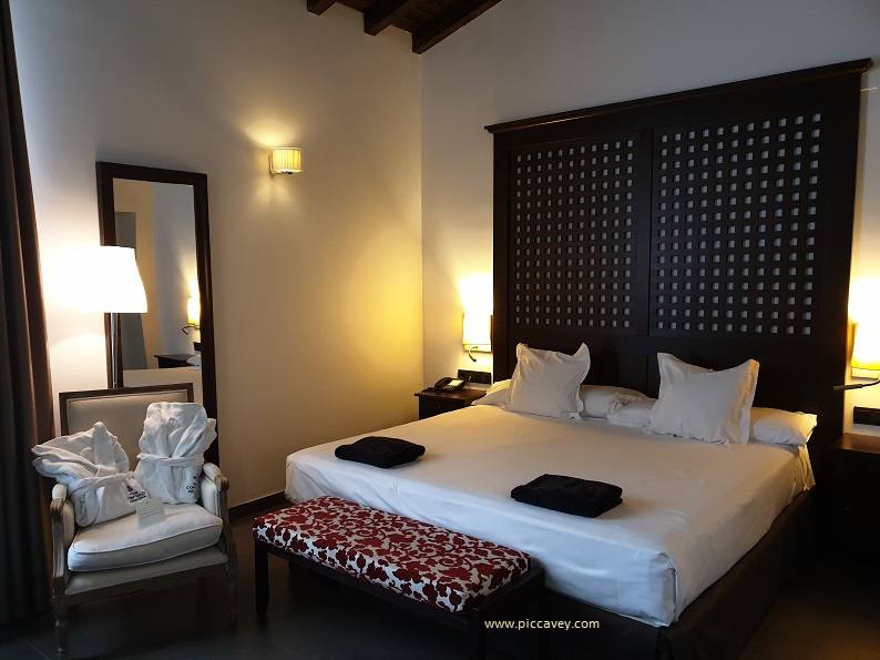Room at Hotel Convento Aracena