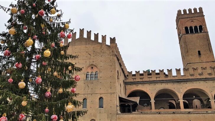 Bologna Italy – Italian Food & Historic Architecture
