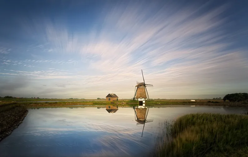 Netherlands Windmill evgeni-tcherkasski-wJKWSfiZx1c-unsplash