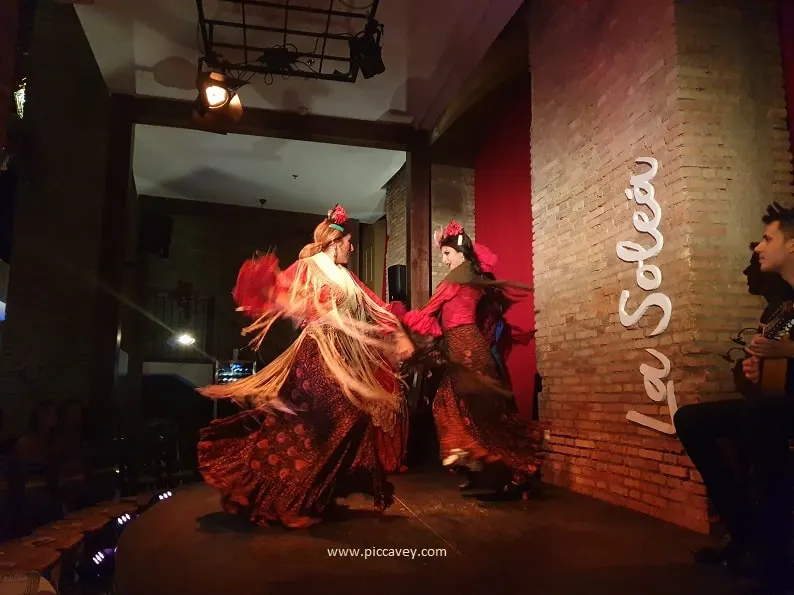 Flamenco with children in Granada