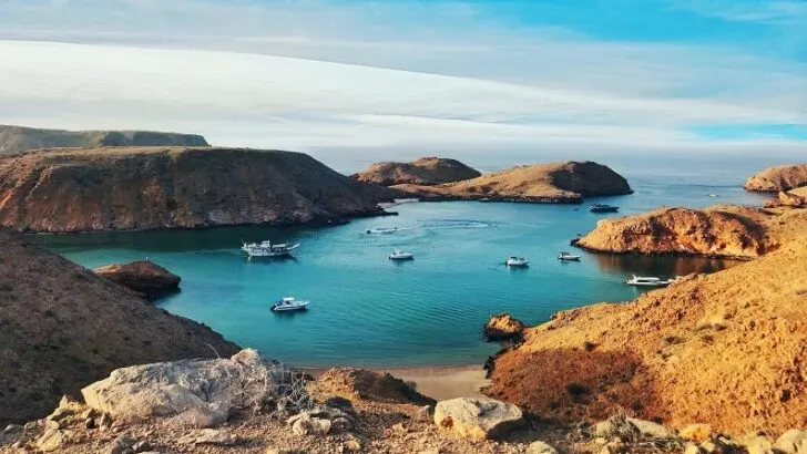 Oman – 5 Best Natural Attractions to Visit