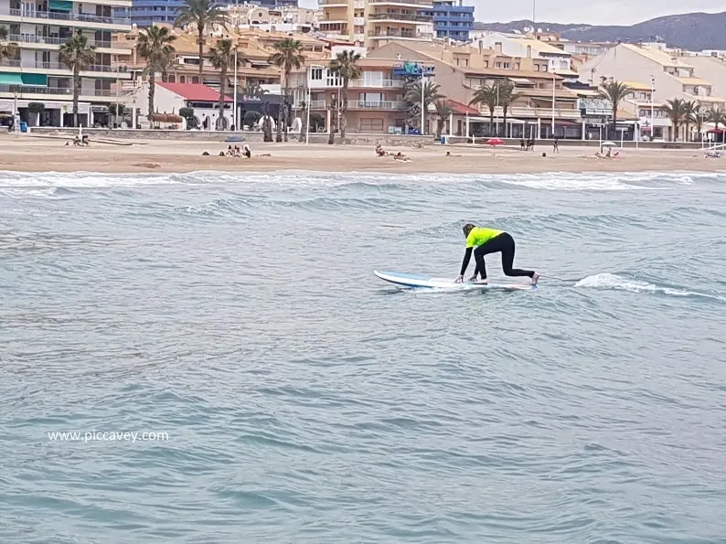 SUP Surf Lesson in ElCampello Alicante 