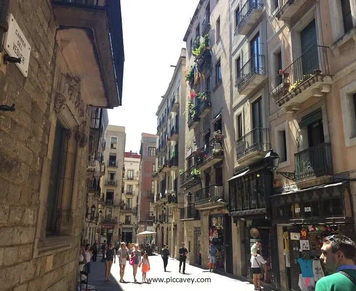 Barrio-Gotico-Barcelona-Spain