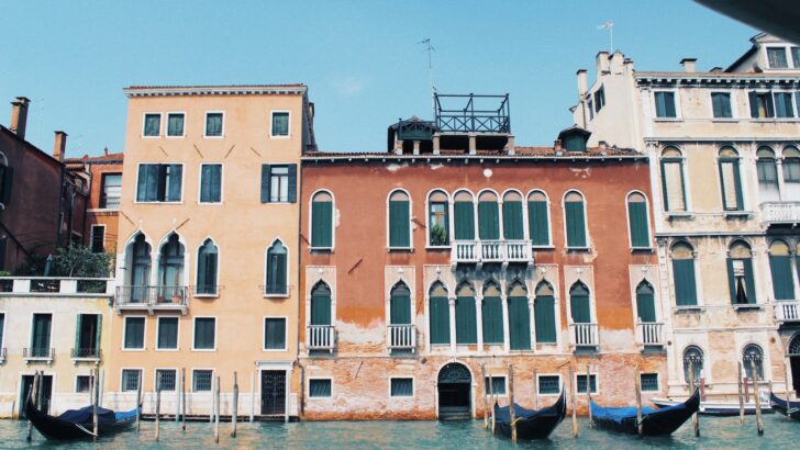 Venice – The Italian City of 118 Islands