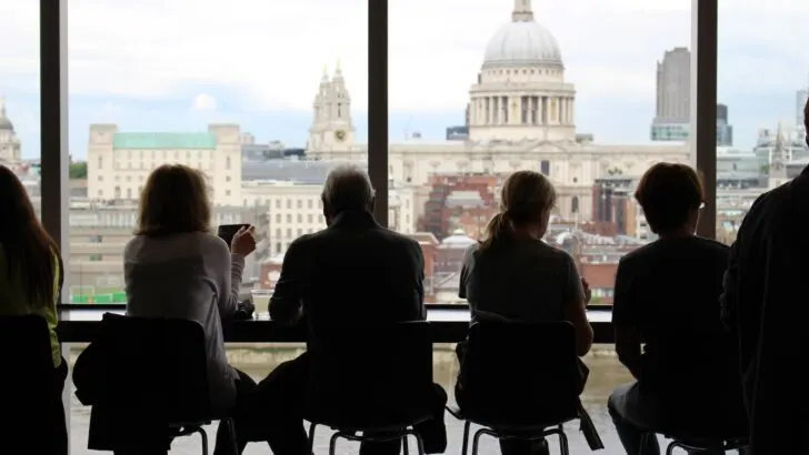 9 Reasons to Move to the UK to Set Up a Business